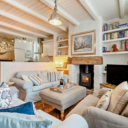 3 Bed In Robin Hoods Bay Oc-g0087 * Robin Hood's Bay